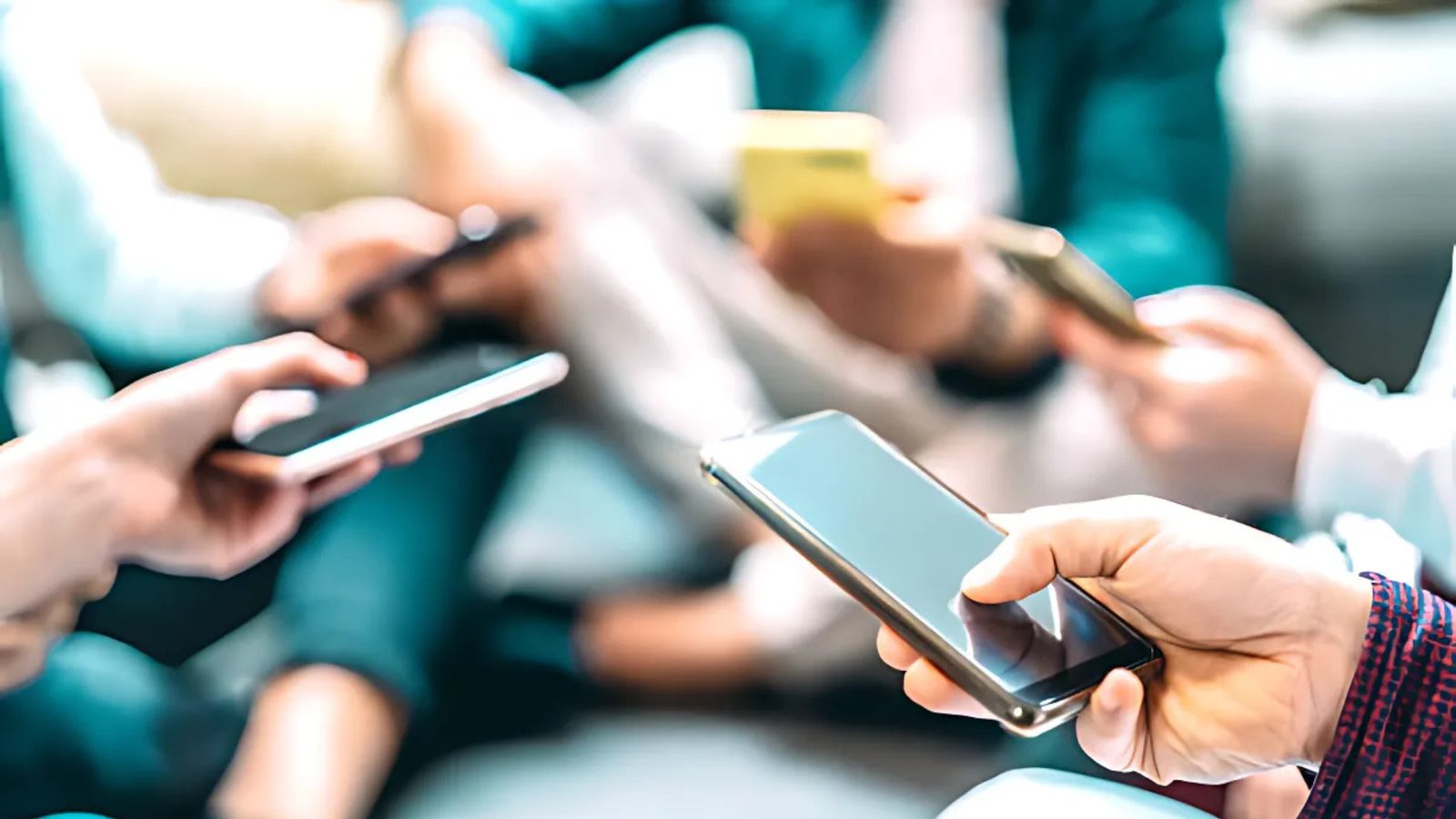 Voiswitch: The Best Internet Phone Service for Small Business Success